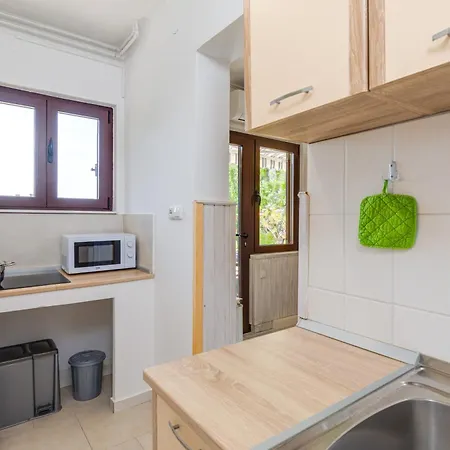 Milka A4 * Krk Town